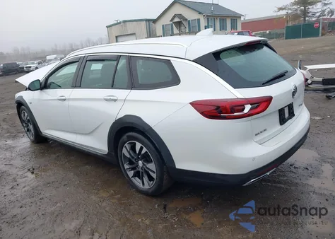 2018 Buick Regal Tourx Preferred z USA, uszkodzony, nr VIN W04GU8SX0J1113366